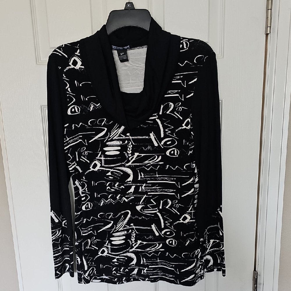 Women's Black & White Cowl Neck Tunic